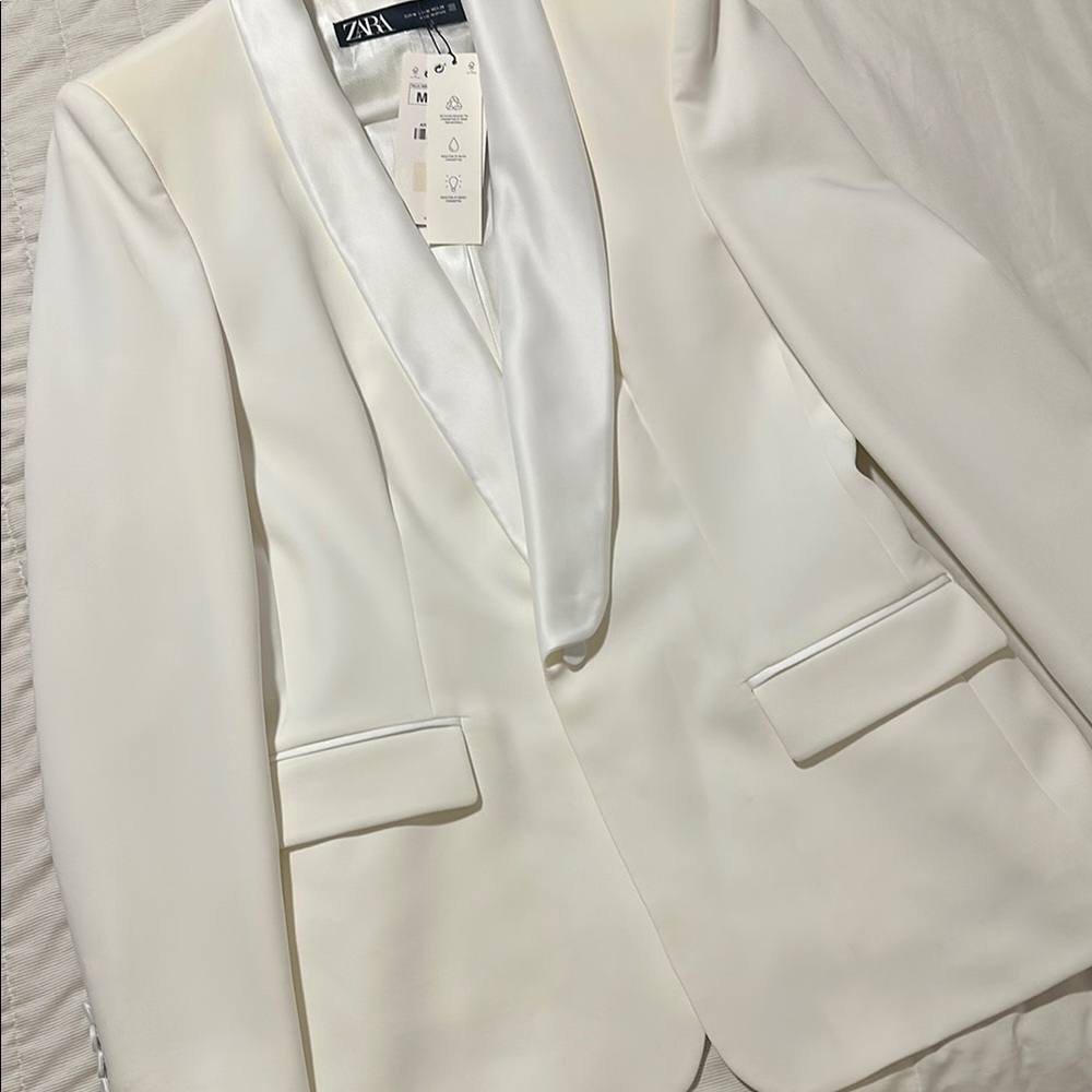 Zara White Blazer